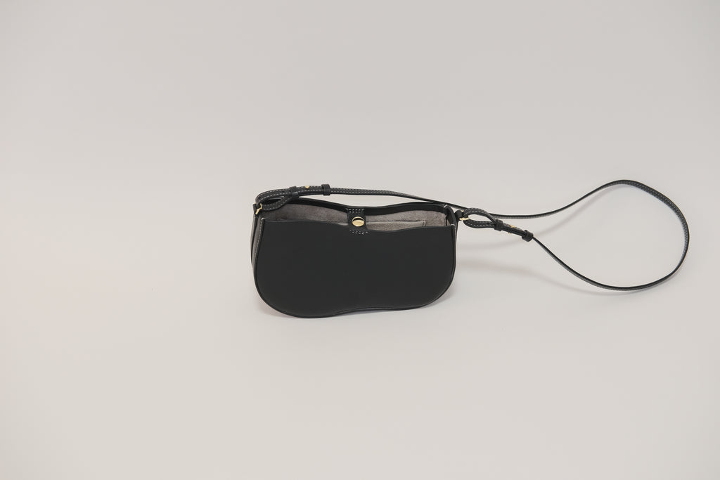 TANE shoulder bag / Black