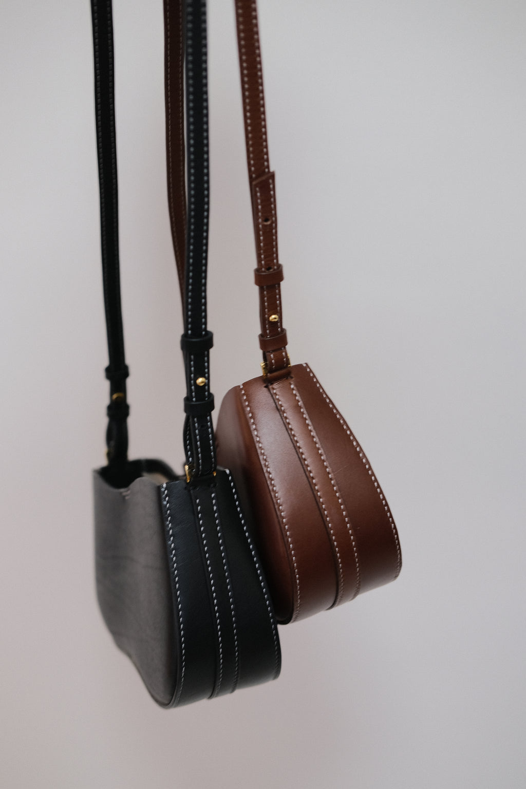 TANE shoulder bag / Brown