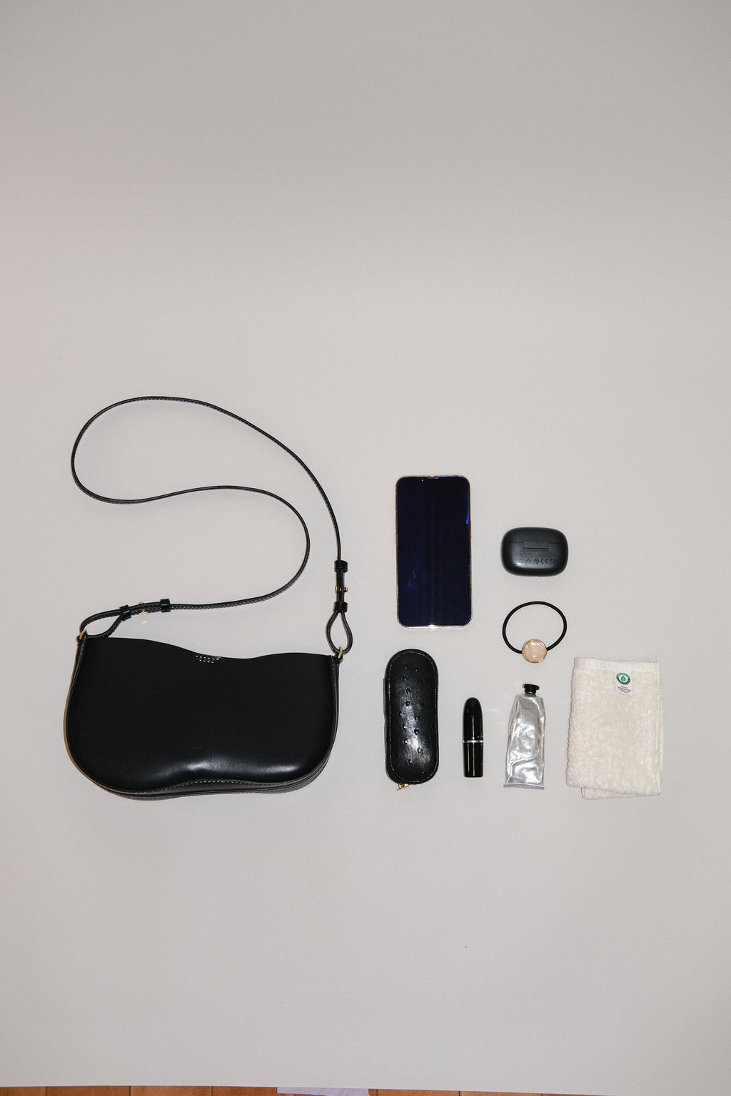 TANE shoulder bag / Black