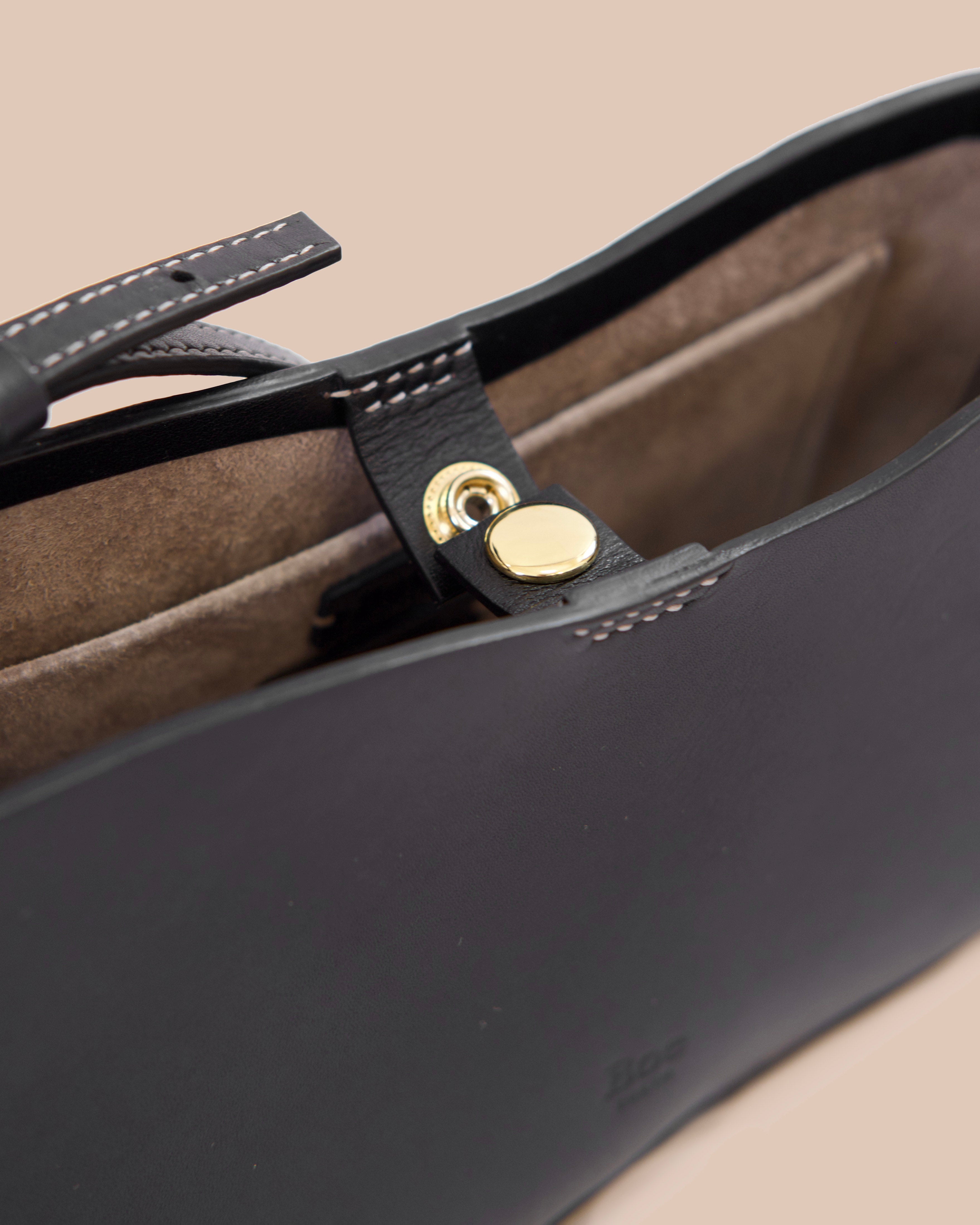 TANE - shoulder bag / Black